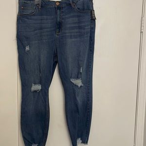 Fashion Nova different city every night distressed ankle jeans